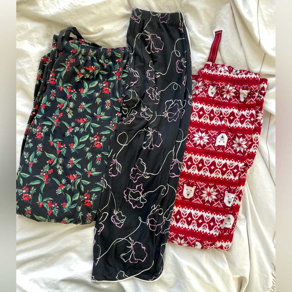 NEW lot of 3 pajama sleep pants lot xs-s Stars above, Old navy